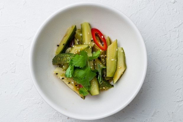 Bled cucumbers salad