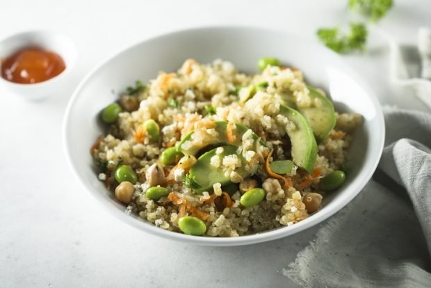 Cinema salad and beans