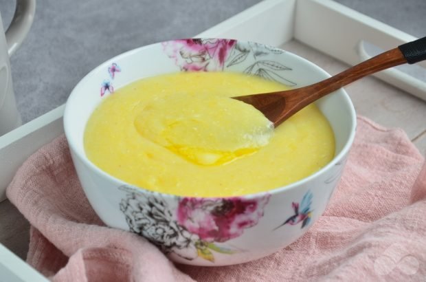 Classic recipe for corn porridge