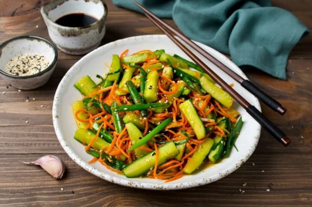 Cucumber salad, patching beans and Korean carrots