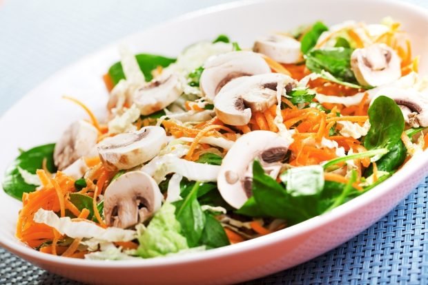 Mushroom salad and carrots