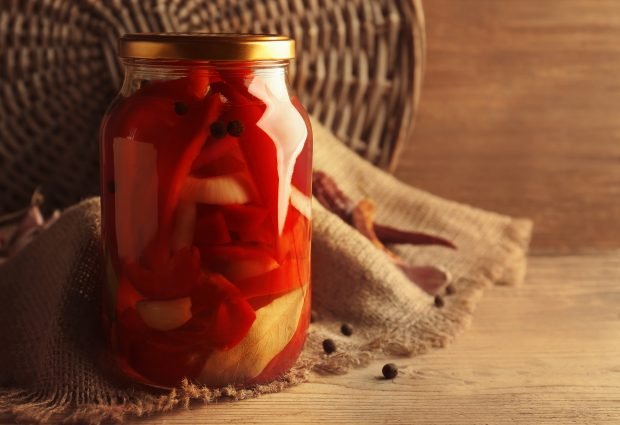 Pickled sweet pepper for the winter without sterilization