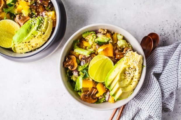 Salad with mushrooms, avocado and cinema