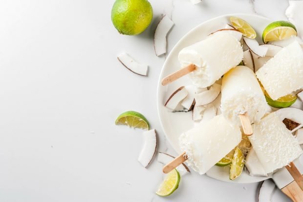 Vegan coconut ice cream